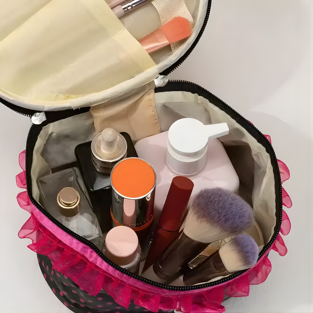COSMETIQUERAS CON DISEÑOS DE PUNTOS EN TONOS ROSADOS – Estilo femenino, organización perfecta y practicidad para tu día a día