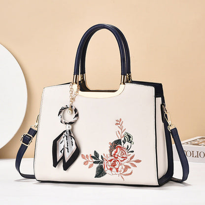 CARTERA DAMA – Elegancia artesanal, estilo femenino y practicidad para tu día a día